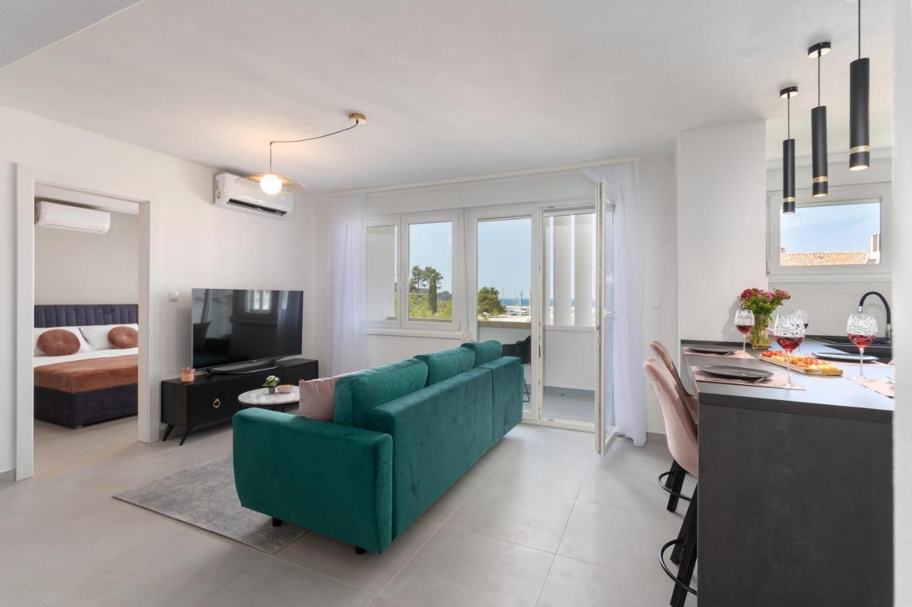 Apartment Ampelea *